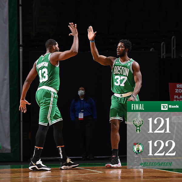 <a href=/lanqiulanmu/celtics/ target=_blank class=infotextkey>凯尔特人</a>122-121险胜<a href=/lanqiulanmu/bucks/ target=_blank class=infotextkey>雄鹿</a>