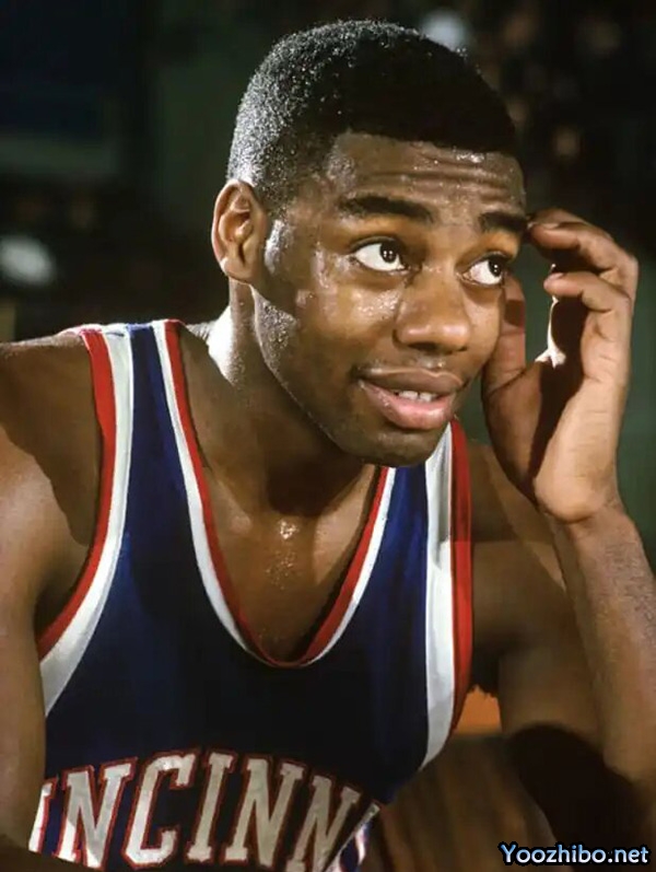 NBA75大巨星:奥斯卡-罗伯特森的不朽成就