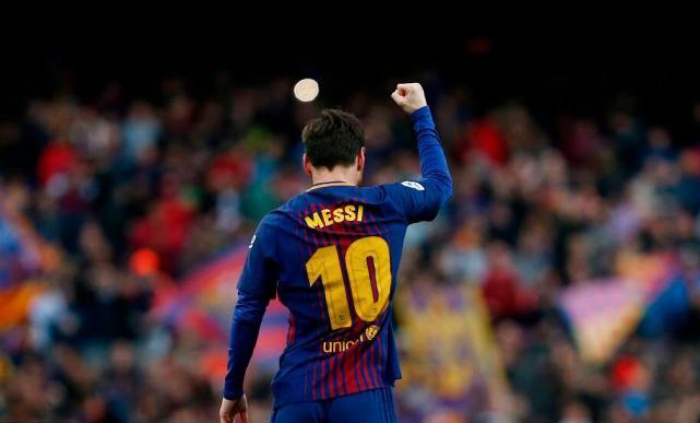 现在梅西仍然是巅峰,期待梅西的800球